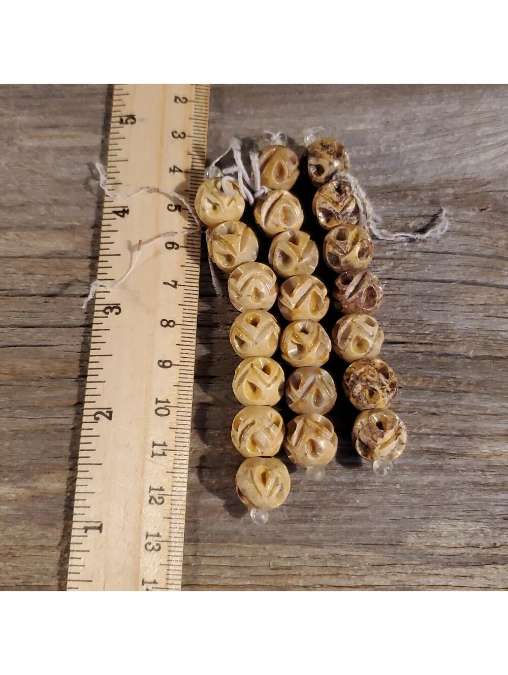 Vintage India Hand Carved Tribal Soapstone 11-12mm Round Beads 1 Short Strand
